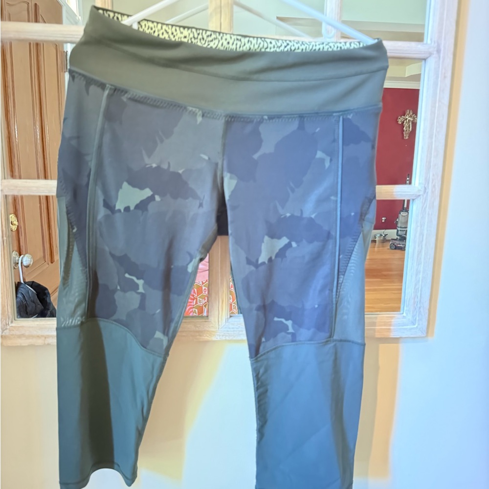lululemon athletica Olive Green Camo Capri Leggings